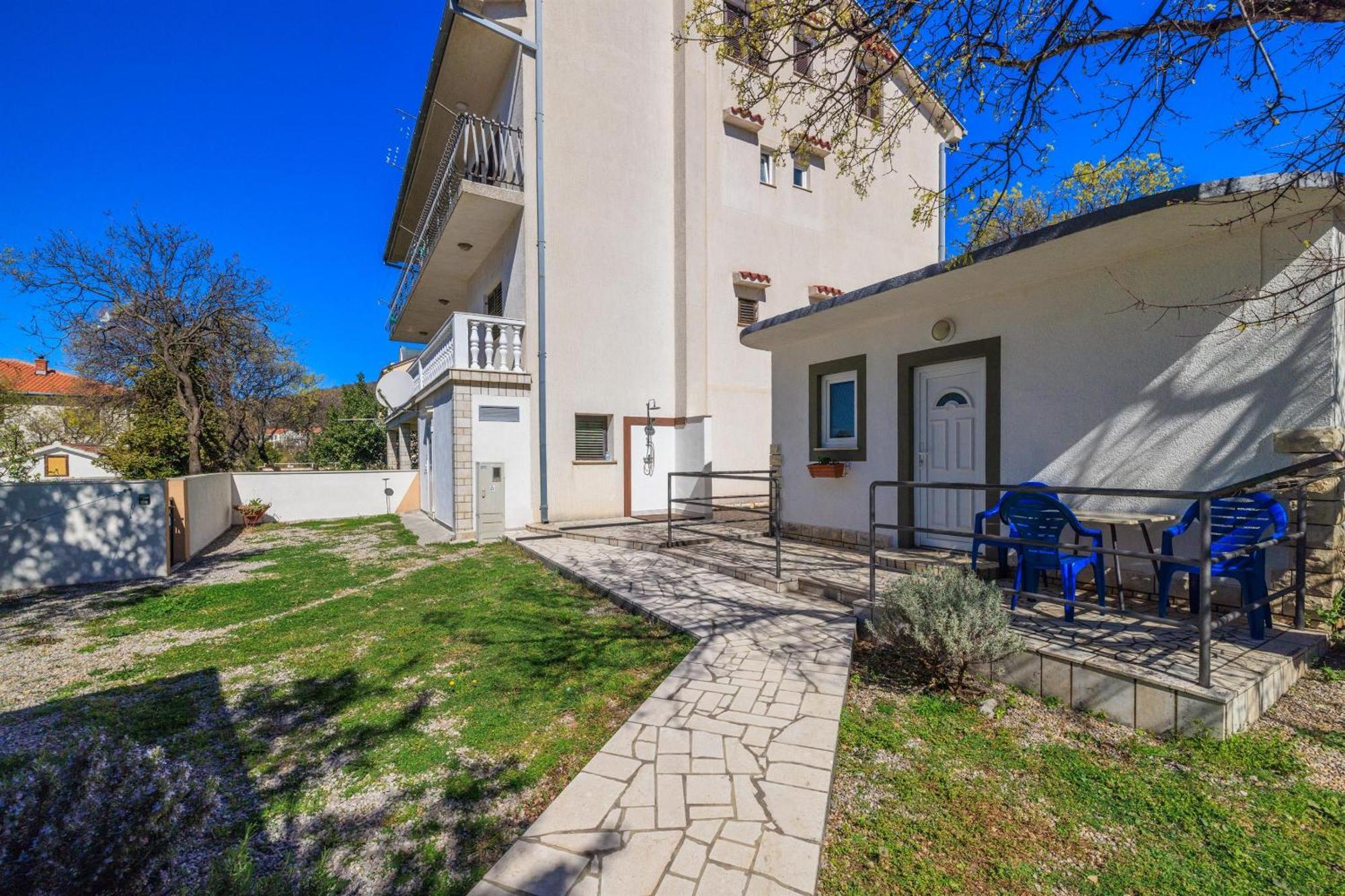 Apartment Julija Povile Kültér fotó