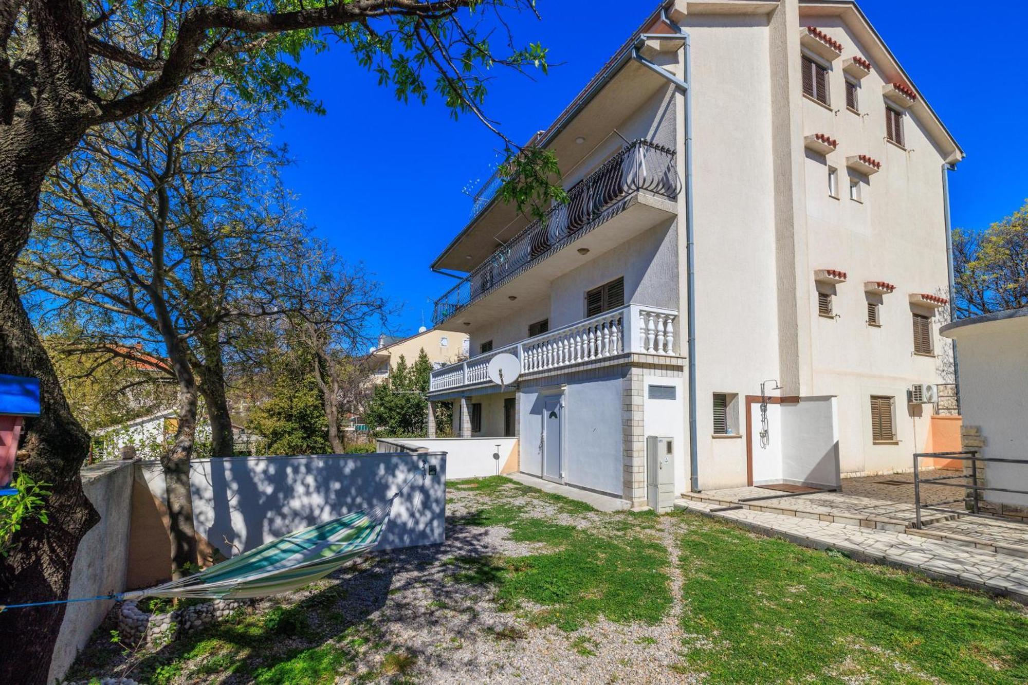 Apartment Julija Povile Kültér fotó